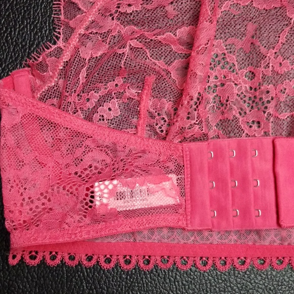 2/$25❤️ Very Sexy High Neck Lace Bra - Picture 6 of 8